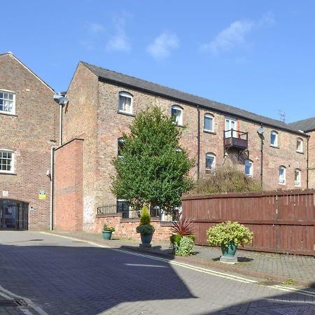 Granary Court Villa York Exterior photo