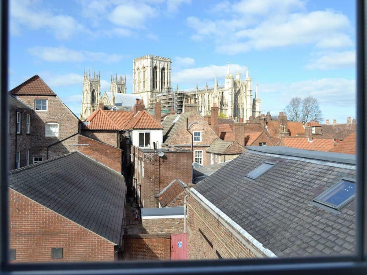 Granary Court Villa York Exterior photo